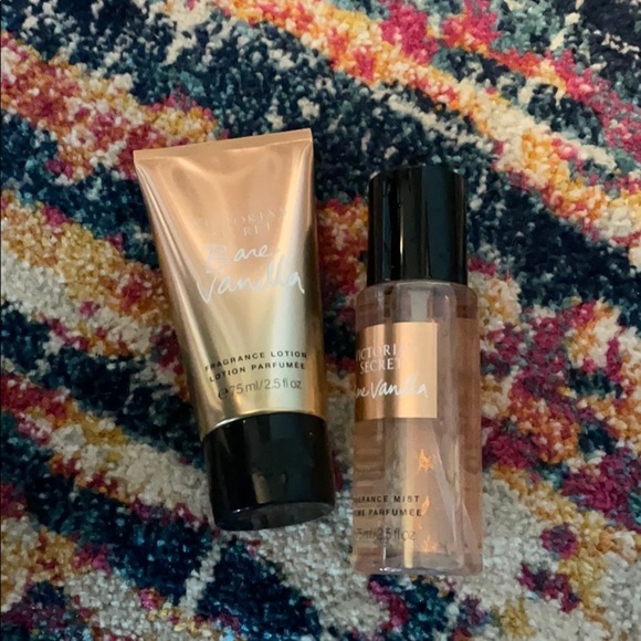 Victoria’s Secret bare vanilla mist & lotion set - Picture 2 of 4